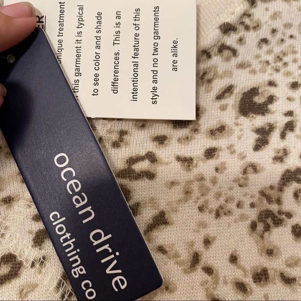 NWT ocean drive small animal printed spotted cream pullover sweater cotton blend - Picture 5 of 8